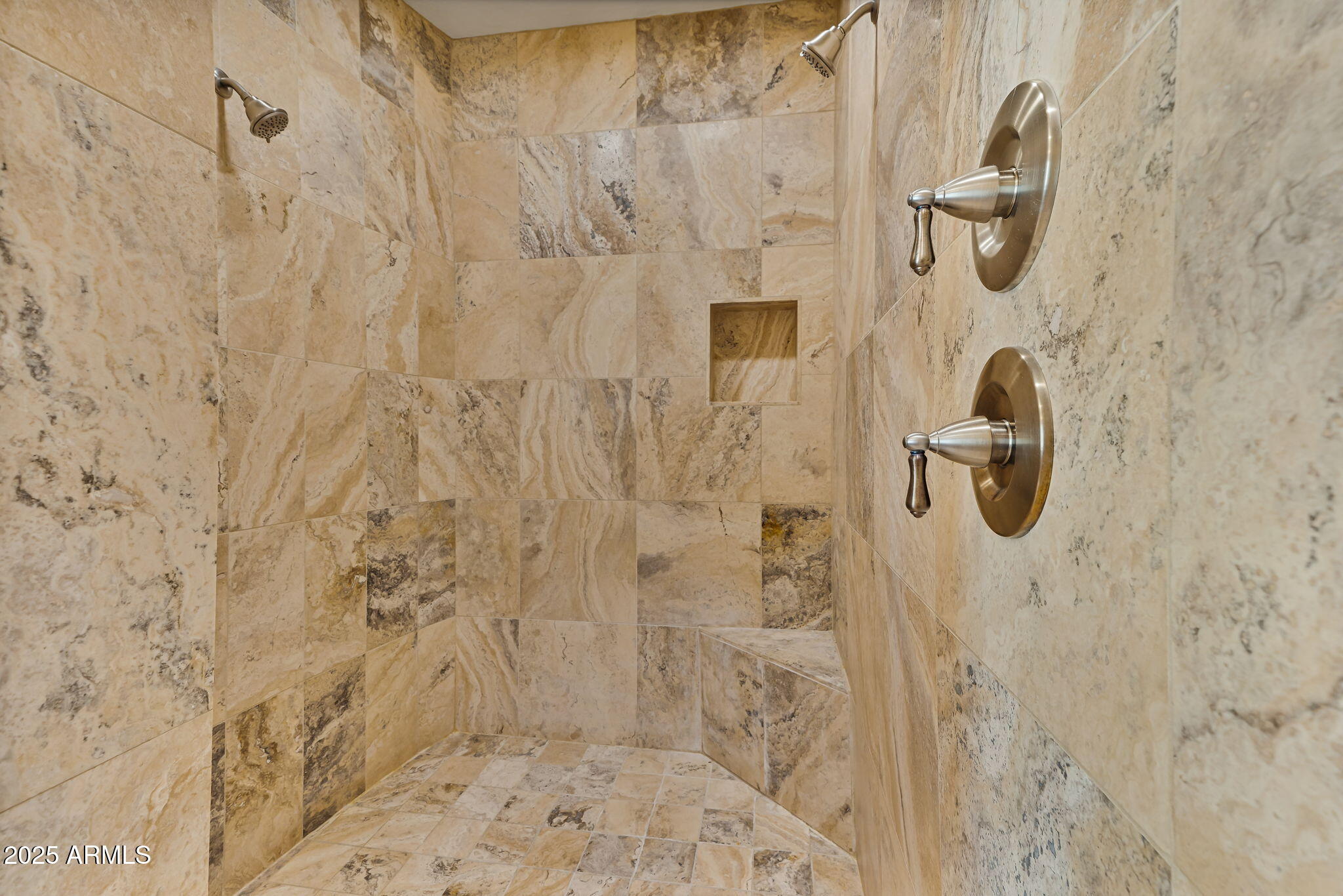 18088 West Narramore Road Goodyear, AZ 85338 - Photo 45 of 85 44-web-or-mls-Done Interior-41
