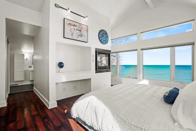 $1,380,000 | 2533 Lakeshore Drive, Sheboygan, WI 53081