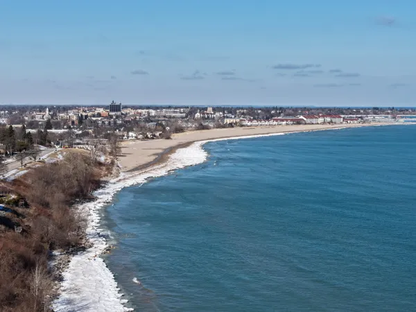 $1,380,000 | 2533 Lakeshore Drive, Sheboygan, WI 53081