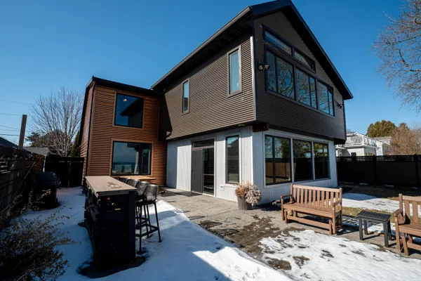 $1,380,000 | 2533 Lakeshore Drive, Sheboygan, WI 53081