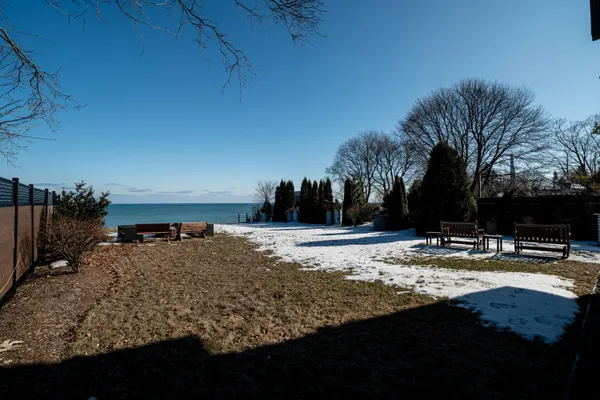 $1,380,000 | 2533 Lakeshore Drive, Sheboygan, WI 53081