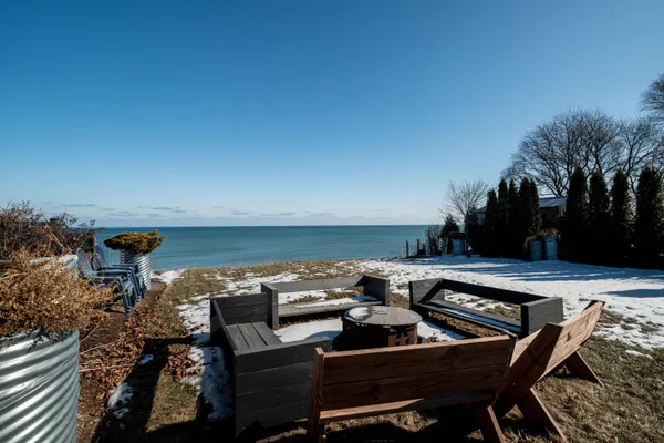 $1,380,000 | 2533 Lakeshore Drive, Sheboygan, WI 53081