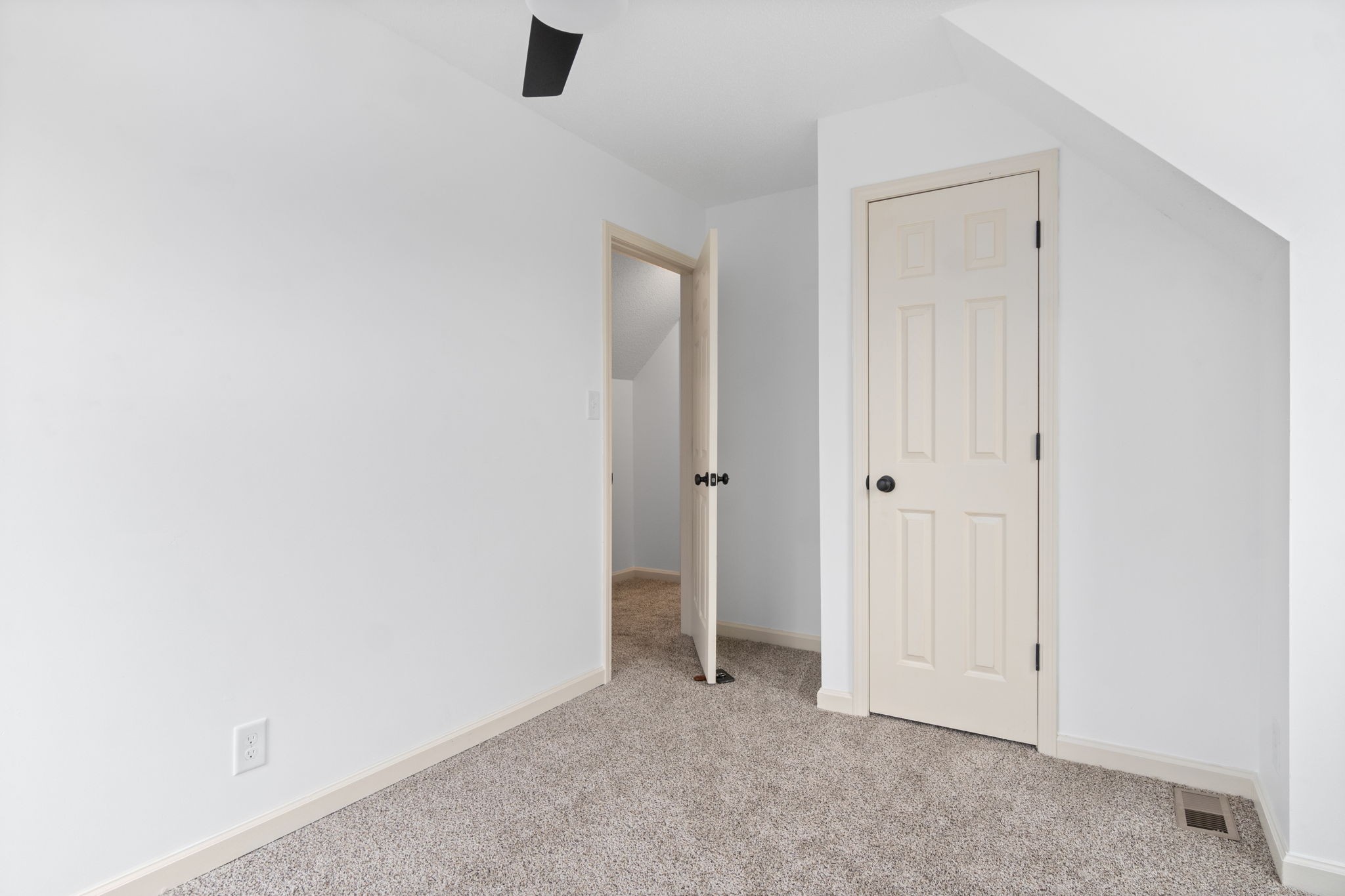 198 Cummings Creek Road Clarksville, TN 37042 - Photo 26 of 43 a view of an empty room