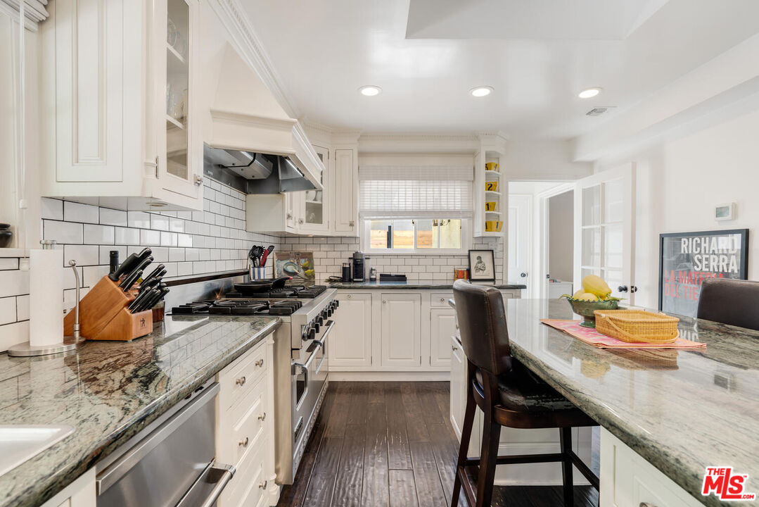 23547 Long Valley Road Hidden Hills, CA 91302 - Photo 12 of 27 Gallery Image 12