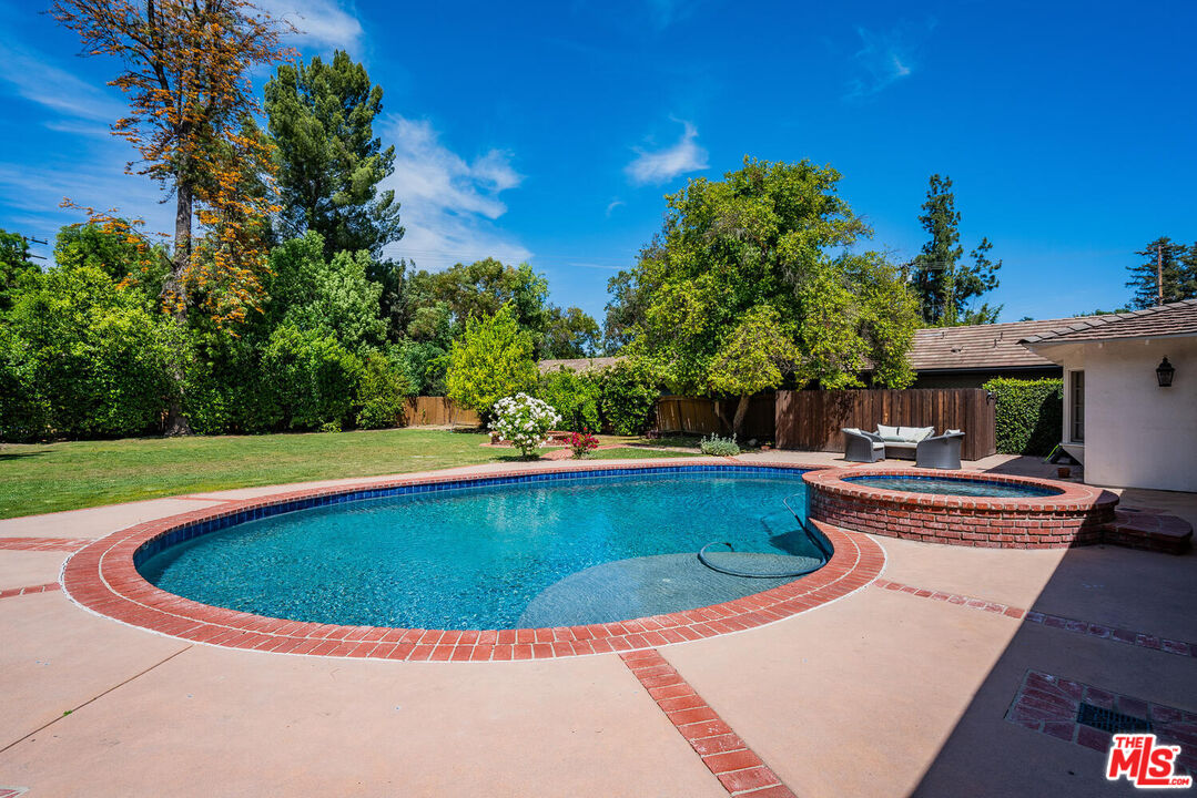 23547 Long Valley Road Hidden Hills, CA 91302 - Photo 22 of 27 Gallery Image 22