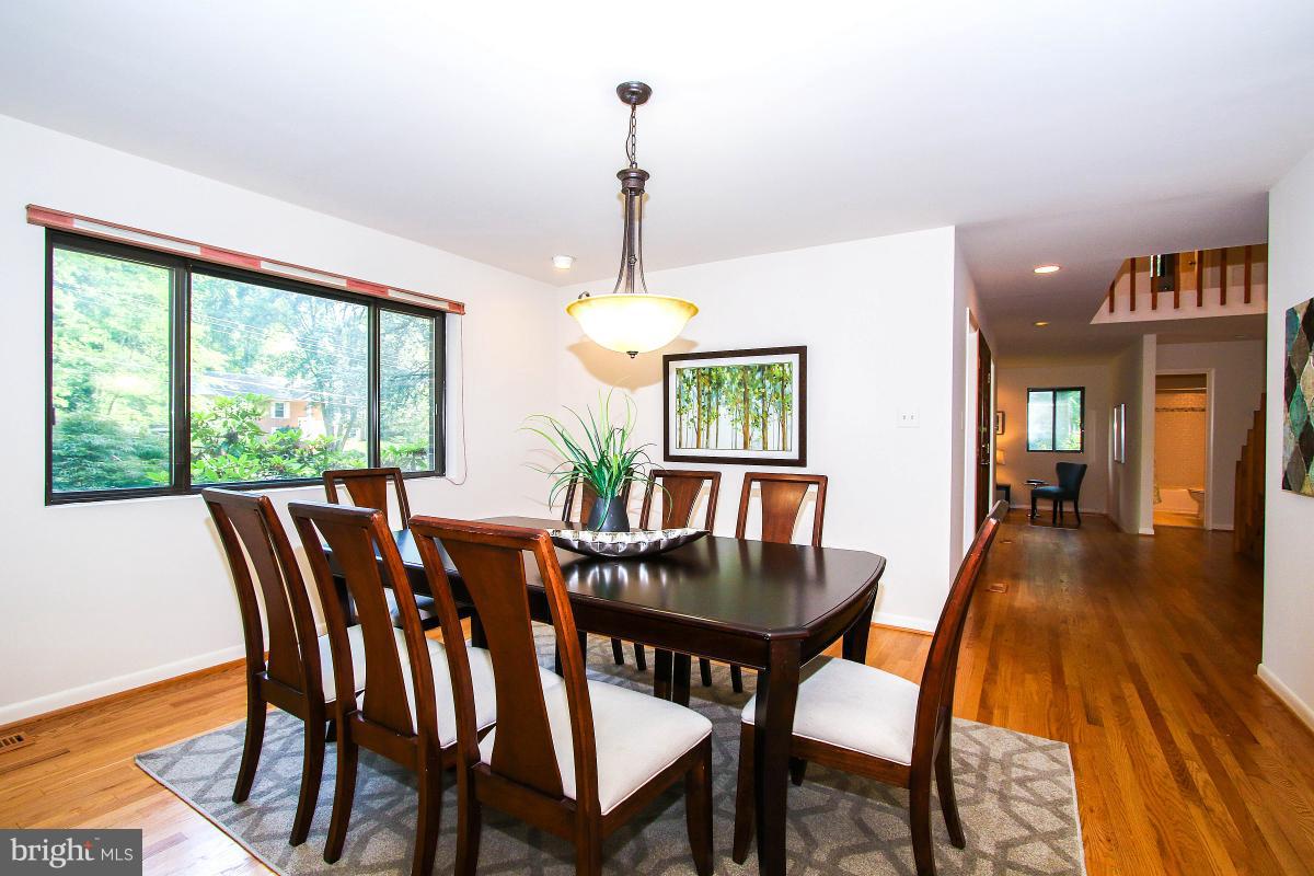 7610 Carteret Road Bethesda, MD 20817 - Photo 12 of 30 Dining Room