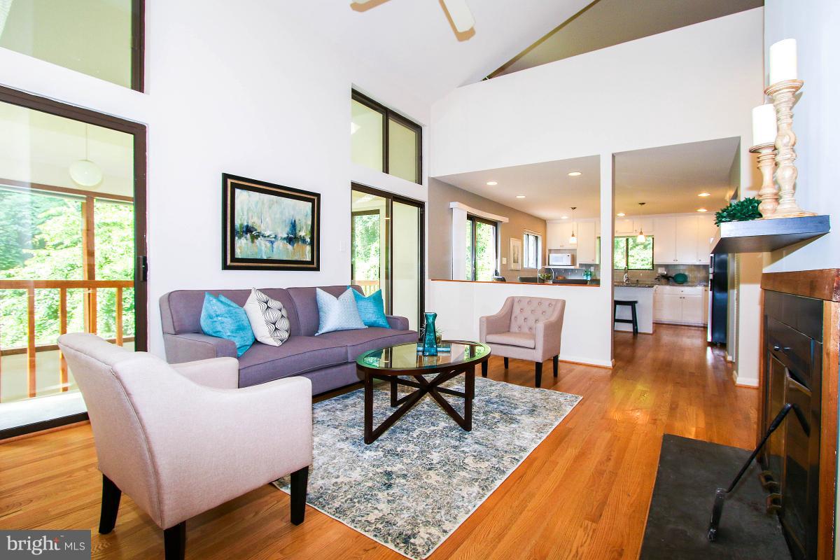 7610 Carteret Road Bethesda, MD 20817 - Photo 6 of 30 Family Room