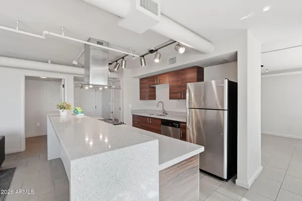 $289,900 | 535 West Thomas Road, Unit 210, Phoenix, AZ 85013