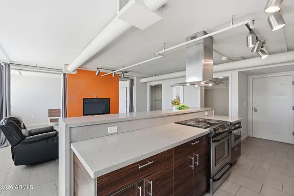 $289,900 | 535 West Thomas Road, Unit 210, Phoenix, AZ 85013