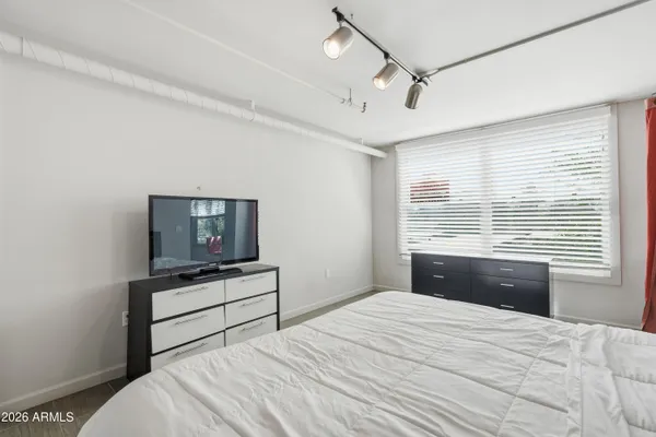 $289,900 | 535 West Thomas Road, Unit 210, Phoenix, AZ 85013