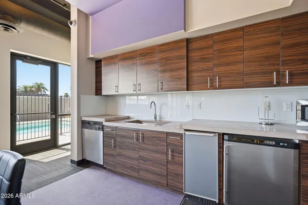 $289,900 | 535 West Thomas Road, Unit 210, Phoenix, AZ 85013