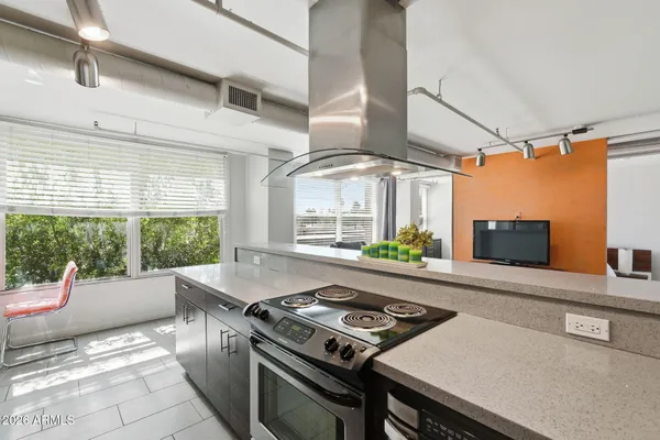 $289,900 | 535 West Thomas Road, Unit 210, Phoenix, AZ 85013