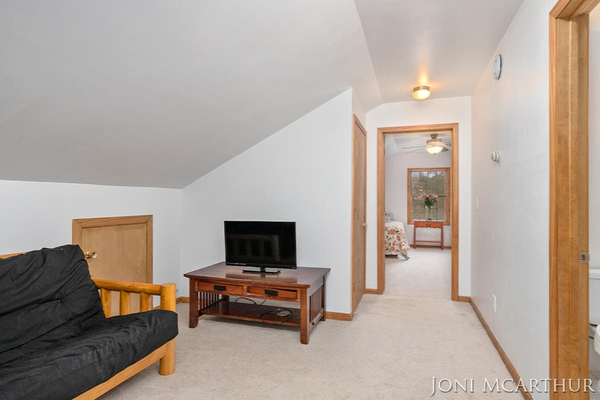 358 Potter Place Stanton, MI 48888 - Photo 21 of 48 IMG_1020