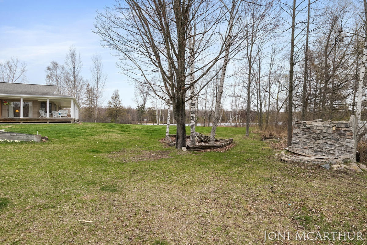 358 Potter Place Stanton, MI 48888 - Photo 32 of 48 IMG_1031