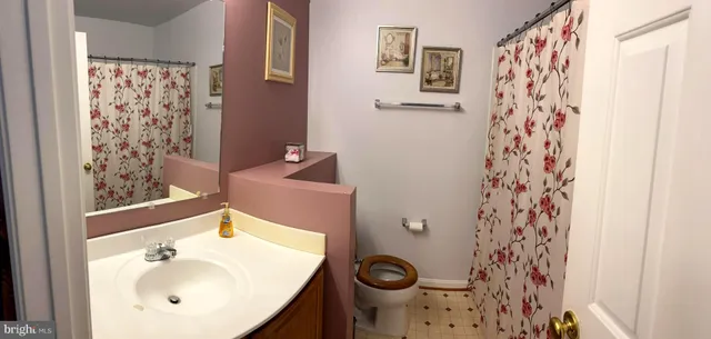 $390,000 | 5740 Everhart Place, Fort Washington, MD 20744