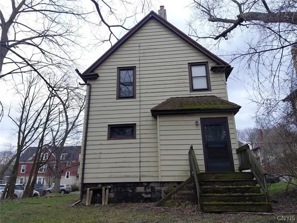 $89,900 | 214 Gordon Avenue, Syracuse, NY 13207