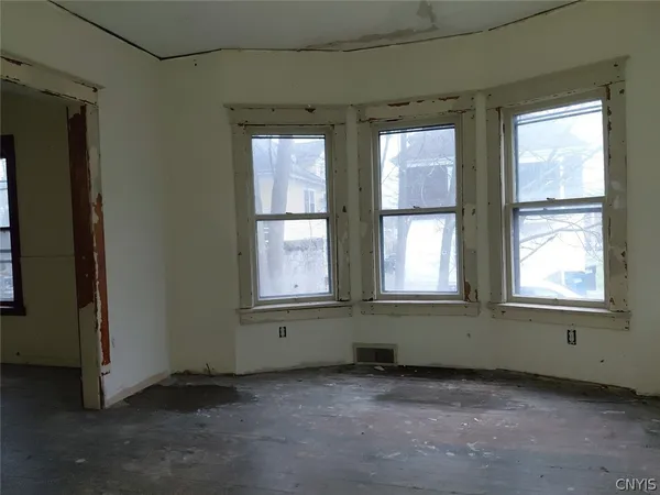 $89,900 | 214 Gordon Avenue, Syracuse, NY 13207