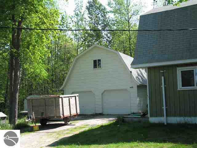 5330 Towerline Road Hale, MI 48739 - Photo 3 of 7 1752574-2.JPG