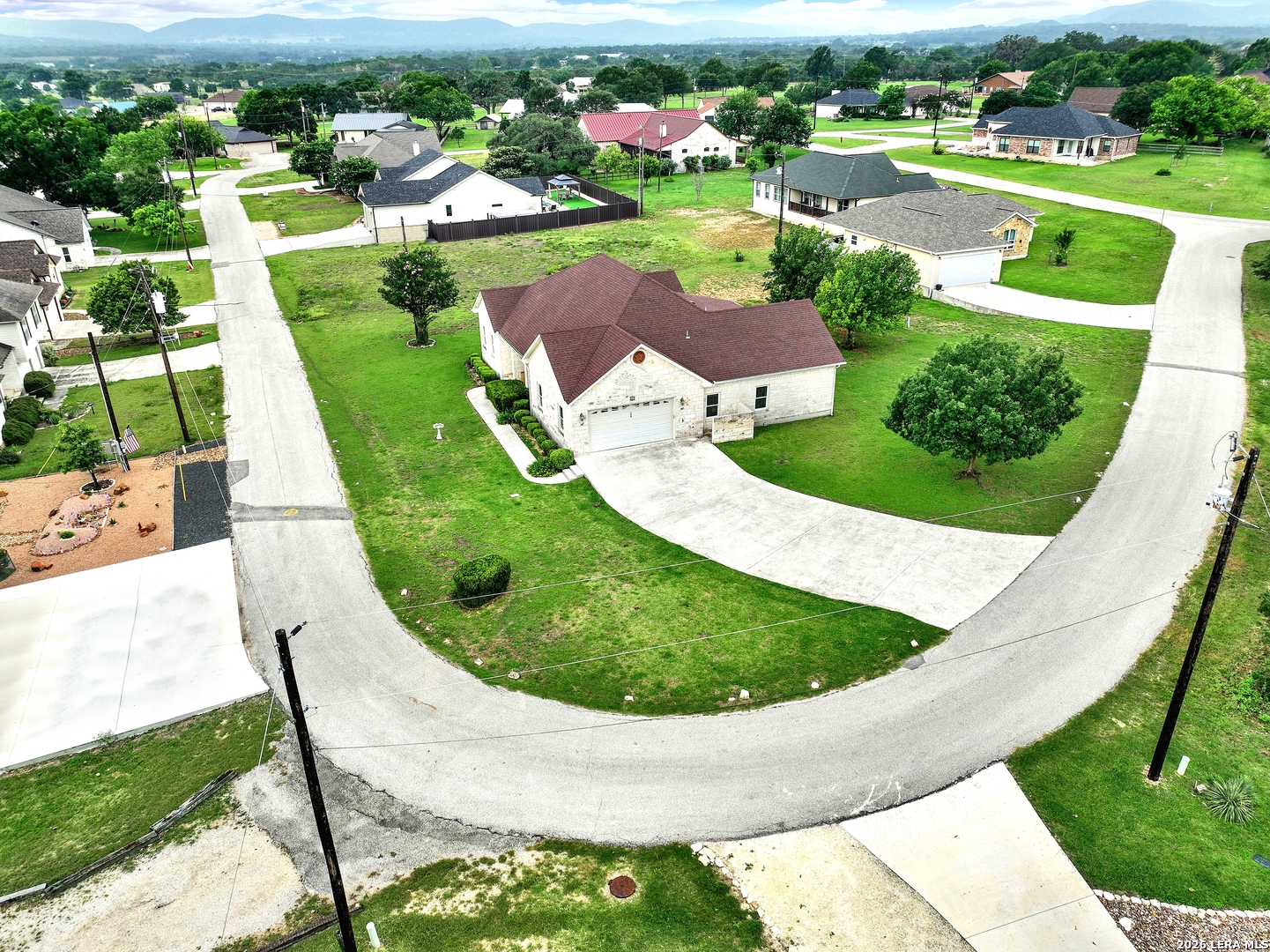 174 Edgewood Circle Bandera, TX 78003 - Photo 8 of 39