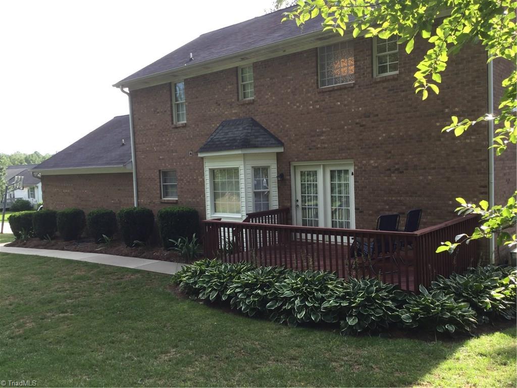129 Creekside Ridge Drive High Point, NC 27265 - Photo 2 of 14 Gallery Image 2