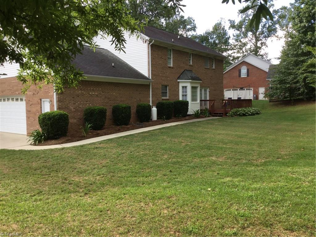 129 Creekside Ridge Drive High Point, NC 27265 - Photo 3 of 14 Gallery Image 3