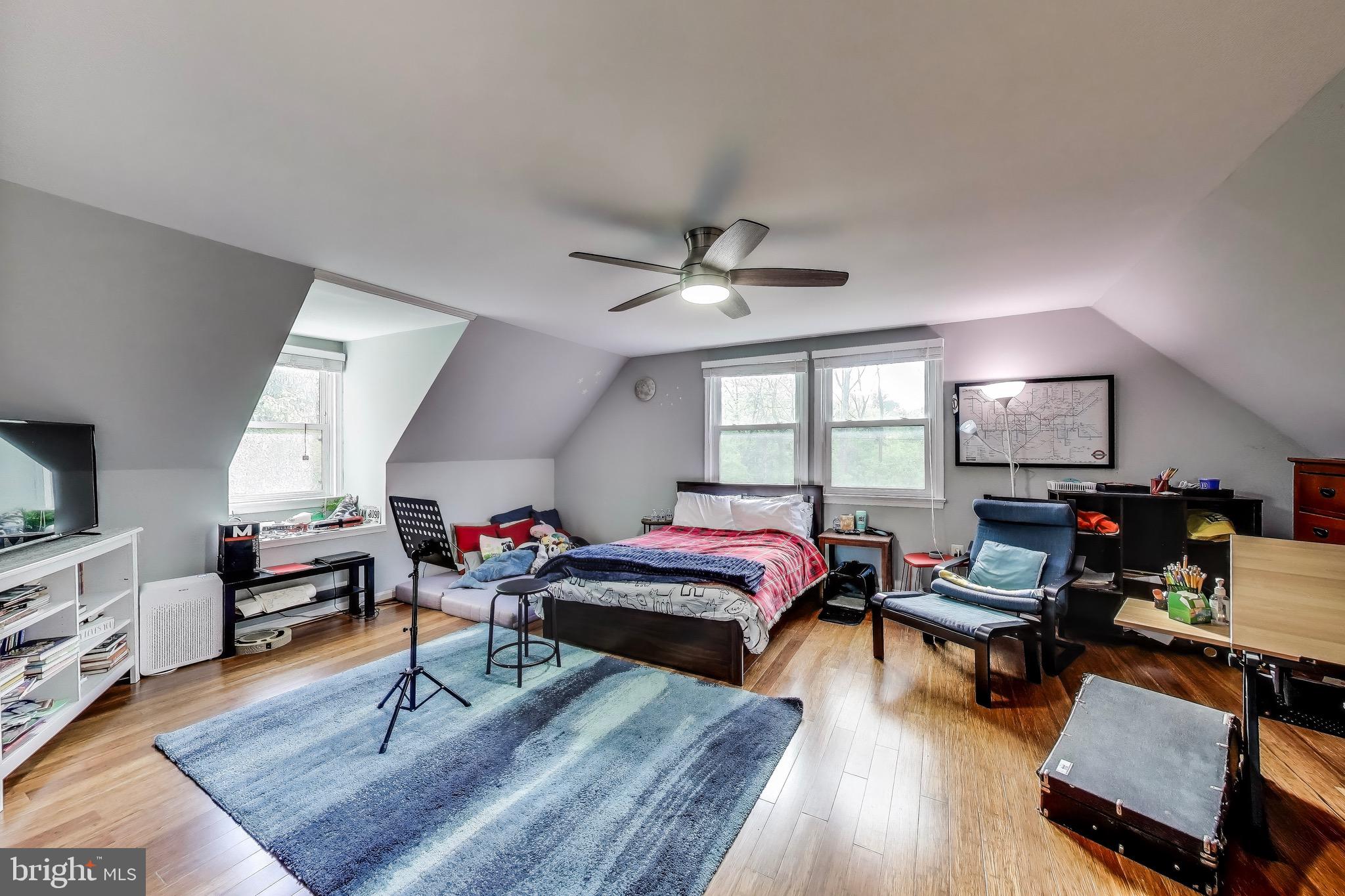7726 Seven Locks Road Bethesda, MD 20817 - Photo 18 of 35