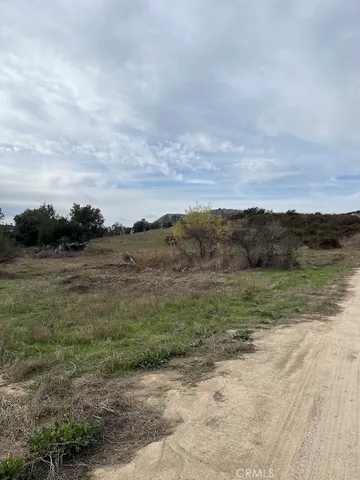 $310,000 | 19 Remuda Drive, Temecula, CA 92592