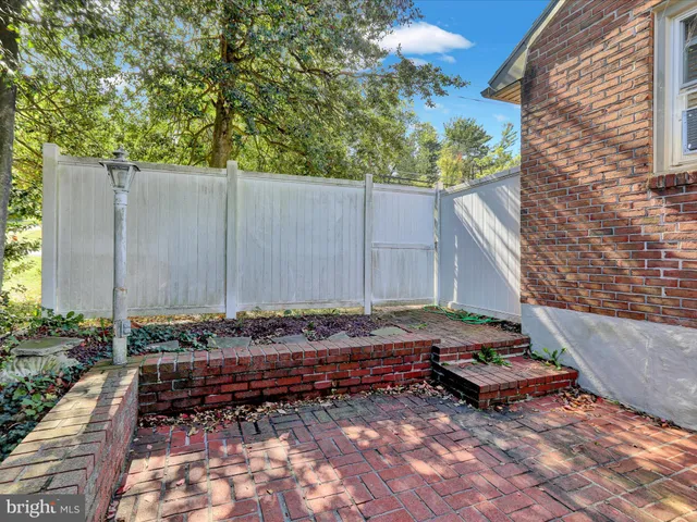 $329,000 | 1100 Old Fritztown Road, Reading, PA 19608