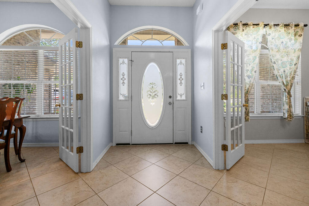 5309TenPointDr-01