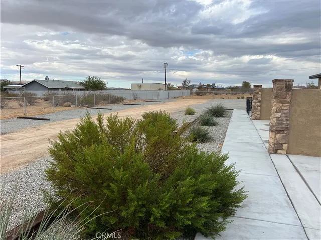 $950,000 | 26650 Jasma Drive, Apple Valley, CA 92307