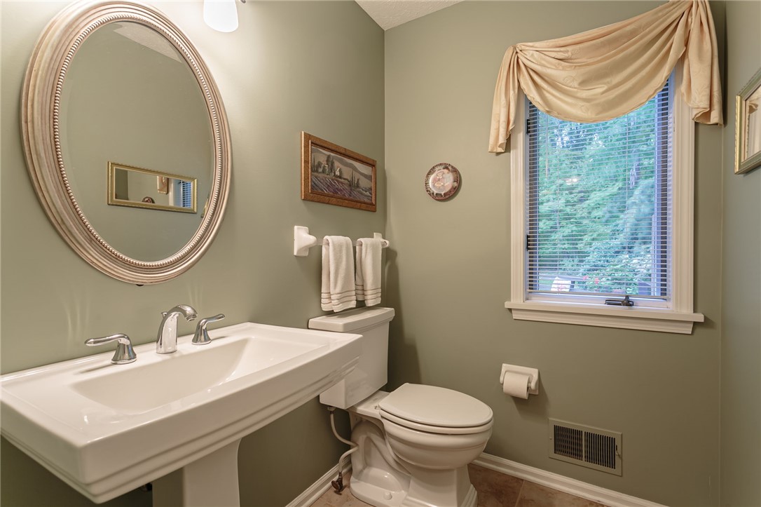 457 Maplewood Lane Webster, NY 14580 - Photo 20 of 50