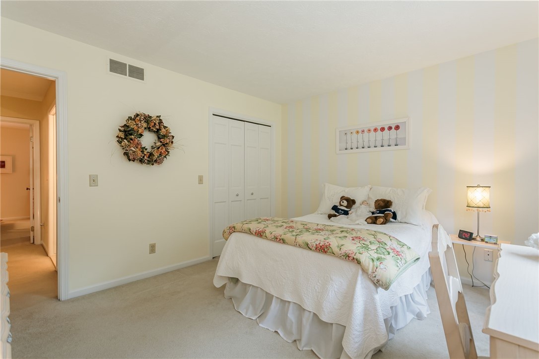 457 Maplewood Lane Webster, NY 14580 - Photo 21 of 50