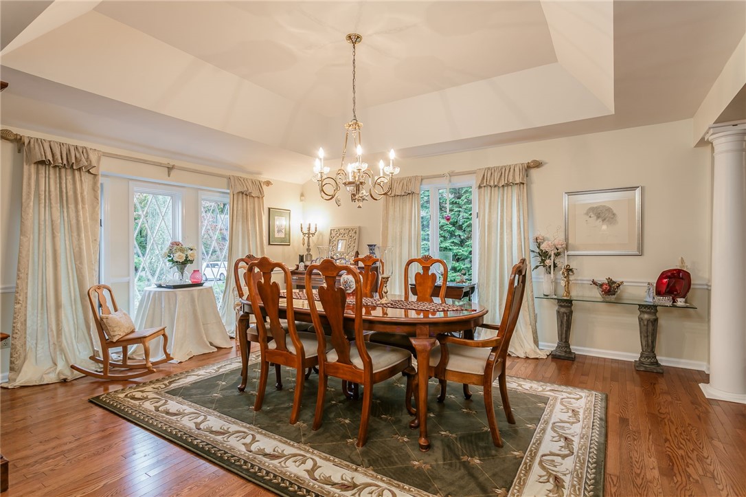 457 Maplewood Lane Webster, NY 14580 - Photo 4 of 50