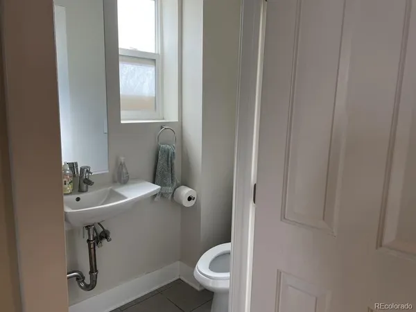$2,995 | 3217 Lawrence Street, Denver, CO 80205