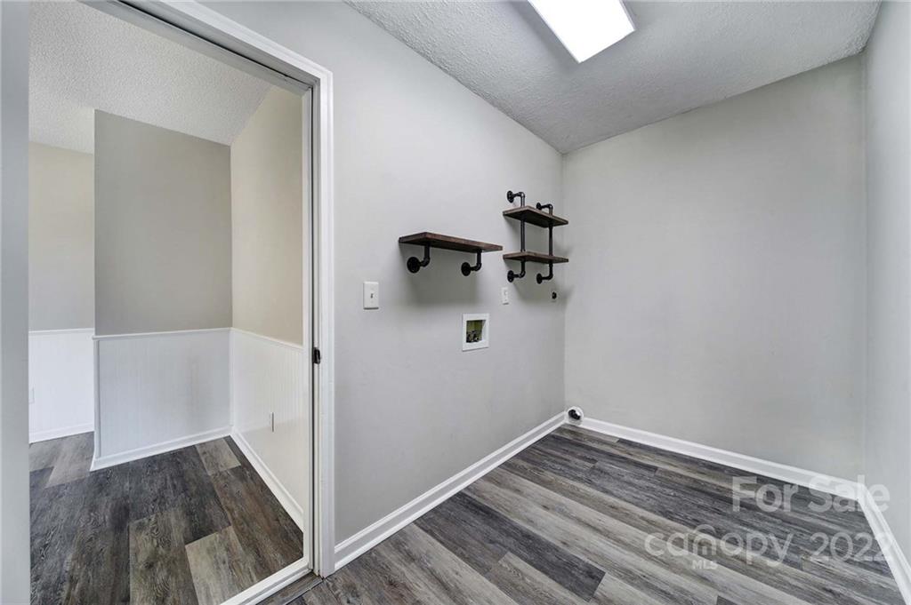 203 Applegate Lane Fort Mill, SC 29715 - Photo 12 of 32 Gallery Image 12