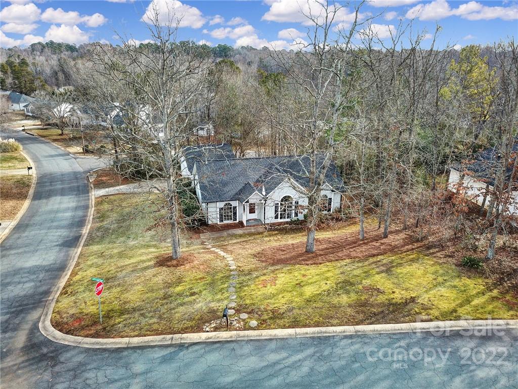 203 Applegate Lane Fort Mill, SC 29715 - Photo 28 of 32 Gallery Image 28