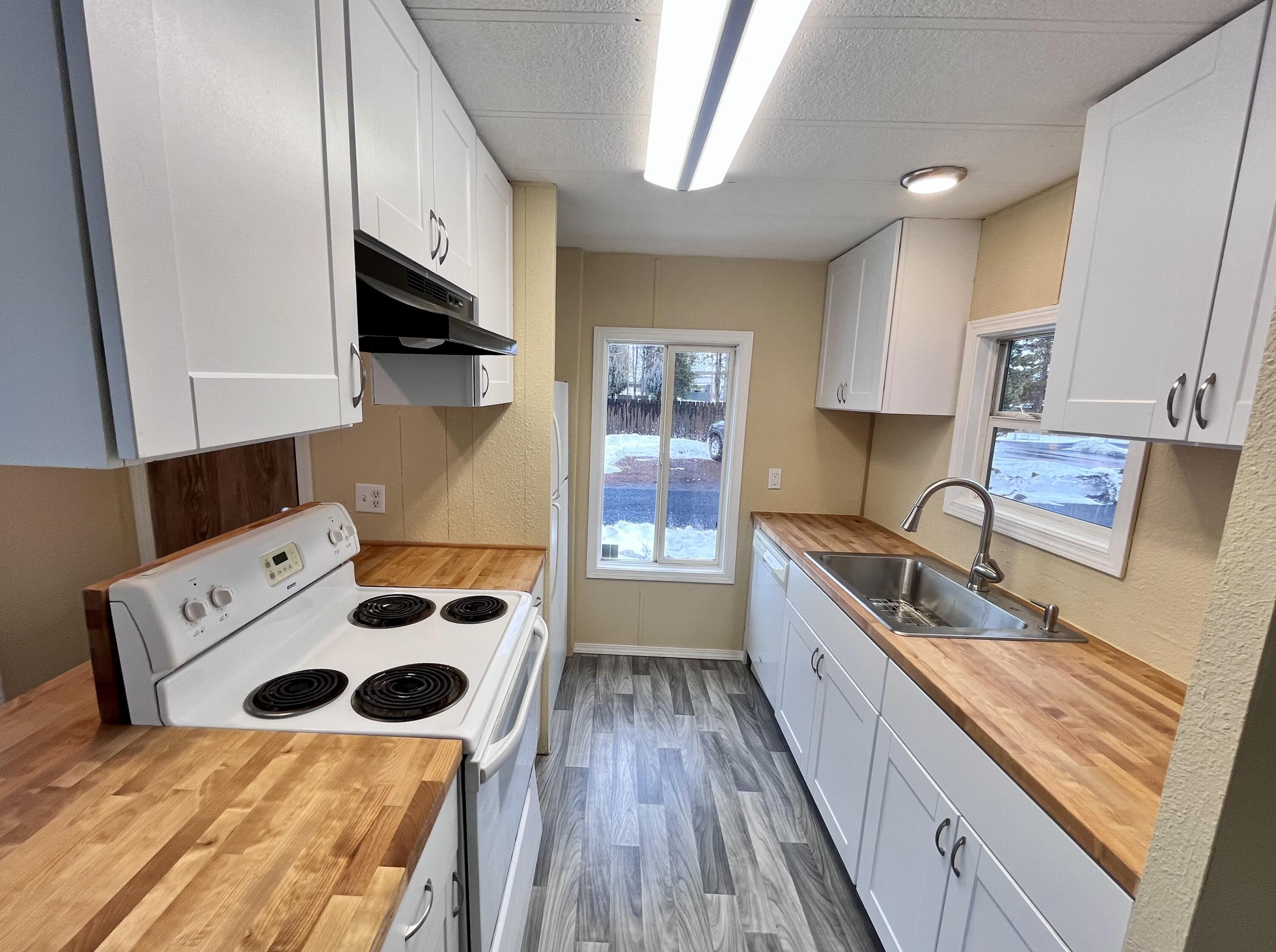 51386 Huntington Road, Unit 14 La Pine, OR 97739 - Photo 10 of 15 IMG_4831