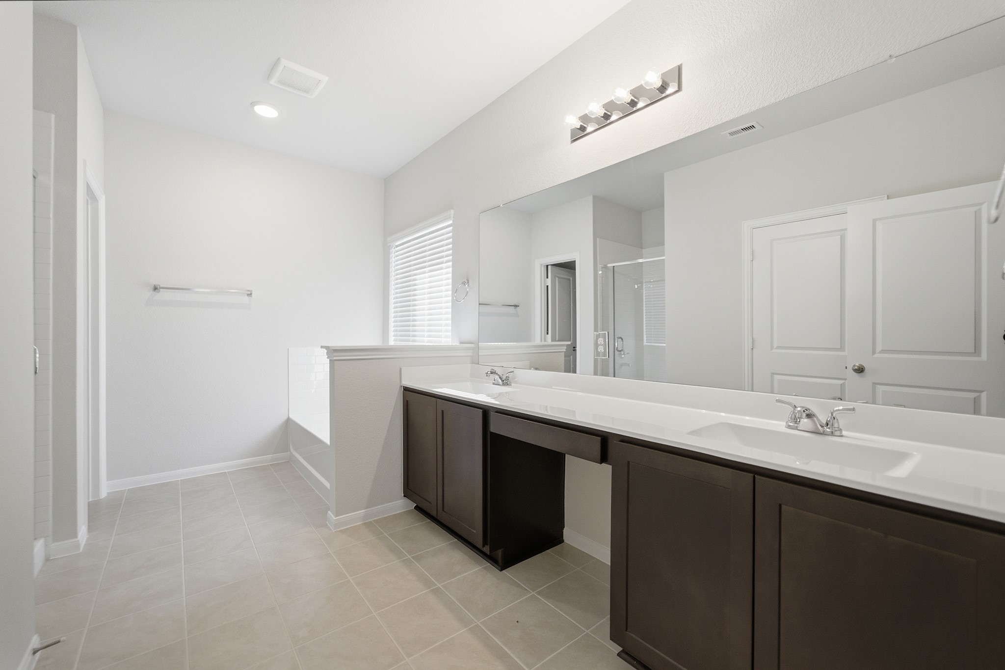 8019 Jasper Mdws Way Angleton, TX 77515 - Photo 22 of 27