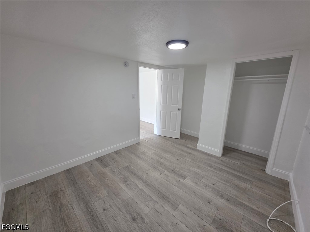 420 Fairfax Road, Unit 5 Fort Myers, FL 33905 - Photo 2 of 7