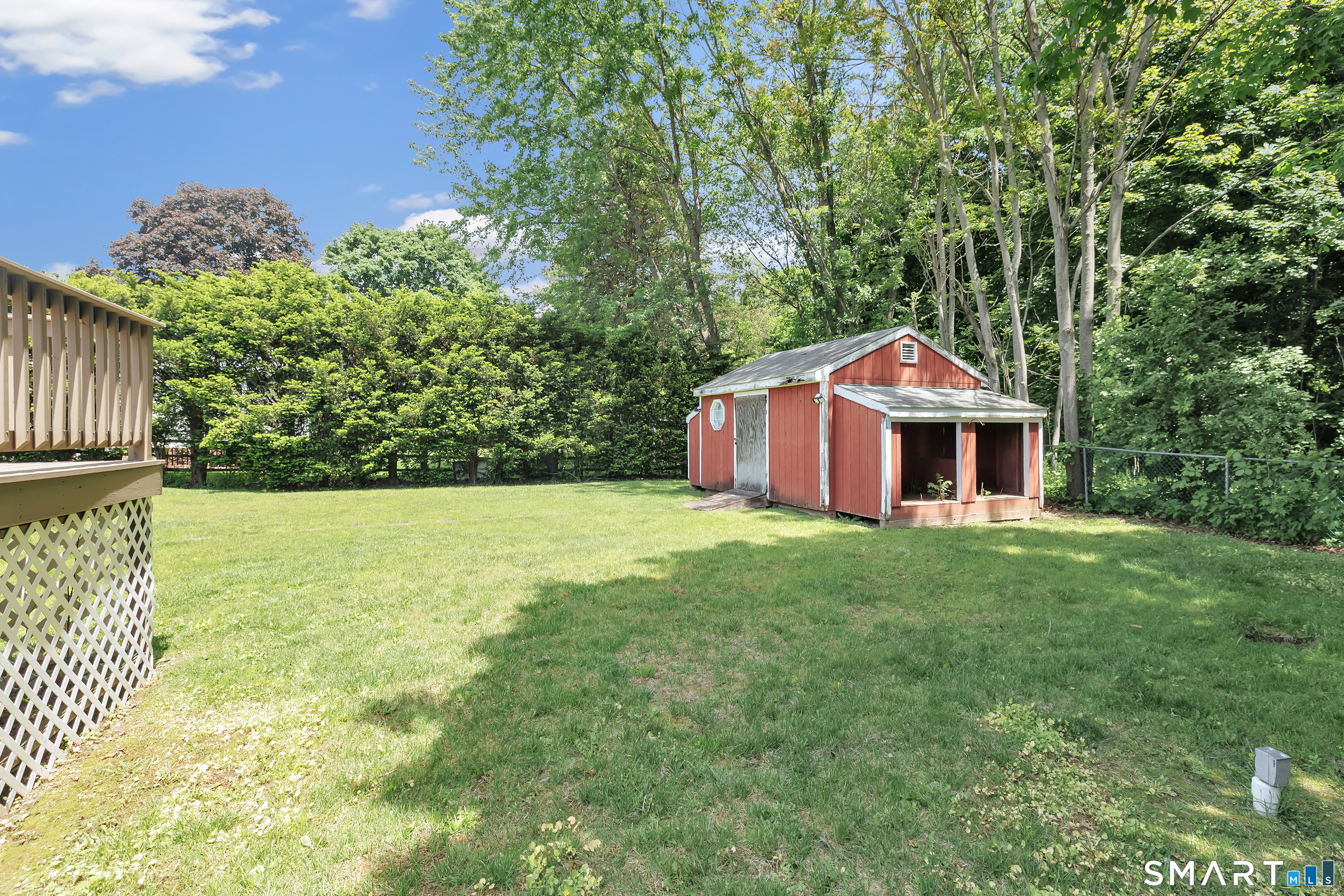 66 Washington Road Hamden, CT 06518 - Photo 8 of 38