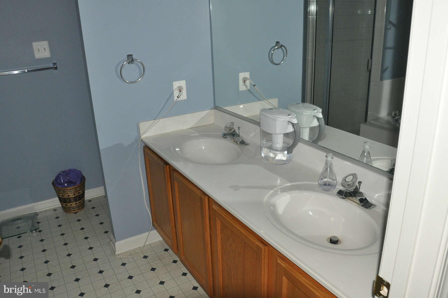 1501 Ridge Forest Way Hanover, MD 21076 - Photo 15 of 25 Bath