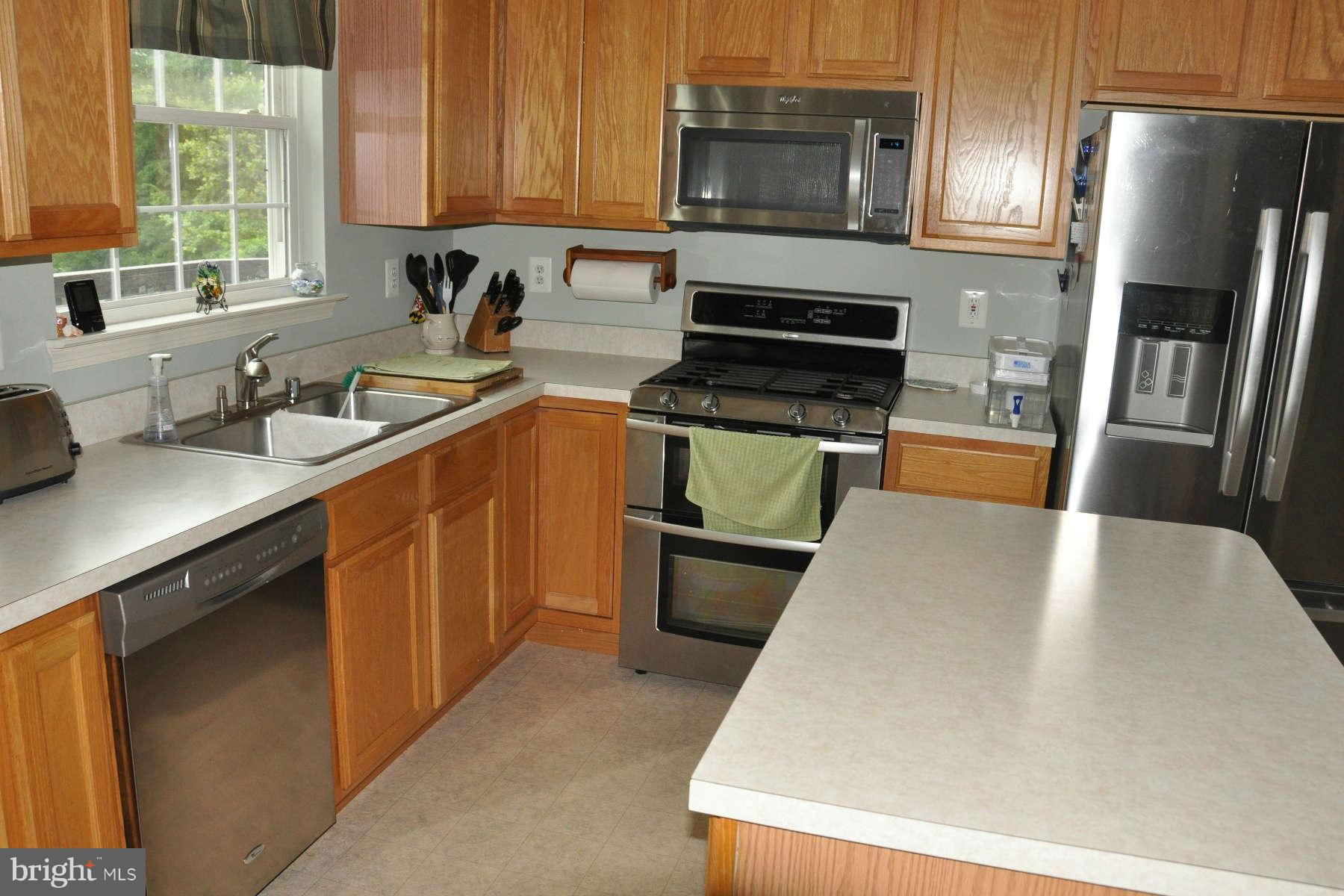 1501 Ridge Forest Way Hanover, MD 21076 - Photo 7 of 25 Kitchen