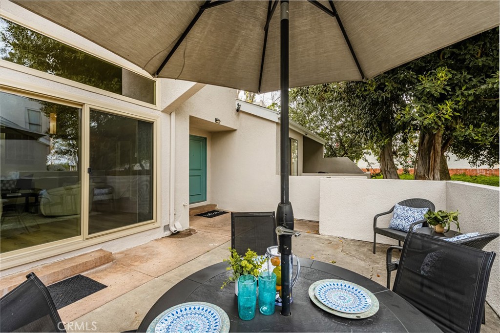 1538 Windsor Lane Fullerton, CA 92831 - Photo 35 of 40 a outdoor space with furniture and umbrella