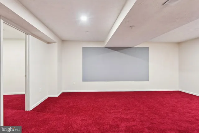 $3,000 | 8889 Papillon Drive, Ellicott City, MD 21043