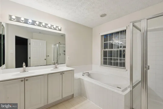 $3,000 | 8889 Papillon Drive, Ellicott City, MD 21043