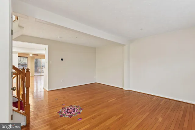 $3,000 | 8889 Papillon Drive, Ellicott City, MD 21043