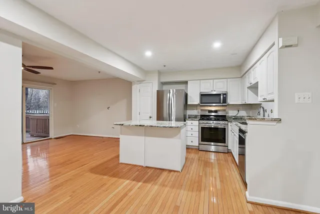 $3,000 | 8889 Papillon Drive, Ellicott City, MD 21043