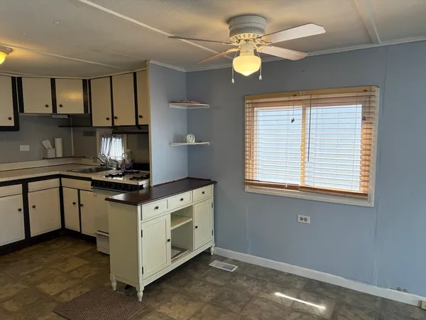 $105,000 | 131 Washington Street, Unit 51, Foxboro, MA 02035
