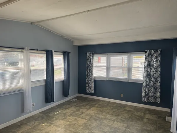 $105,000 | 131 Washington Street, Unit 51, Foxboro, MA 02035