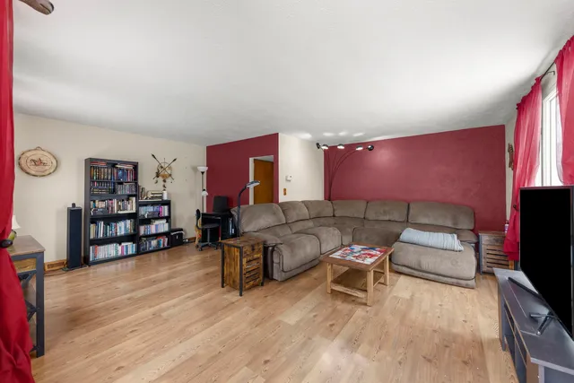 $319,000 | 2145 Root Street, Crest Hill, IL 60403